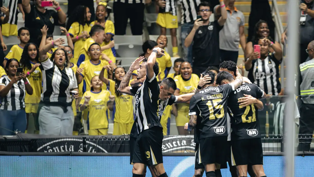 Registro do jogo de ida entre Atlético e City Torque, em 14/10/2026, na Arena MRV. A volta será em Montevidéu.