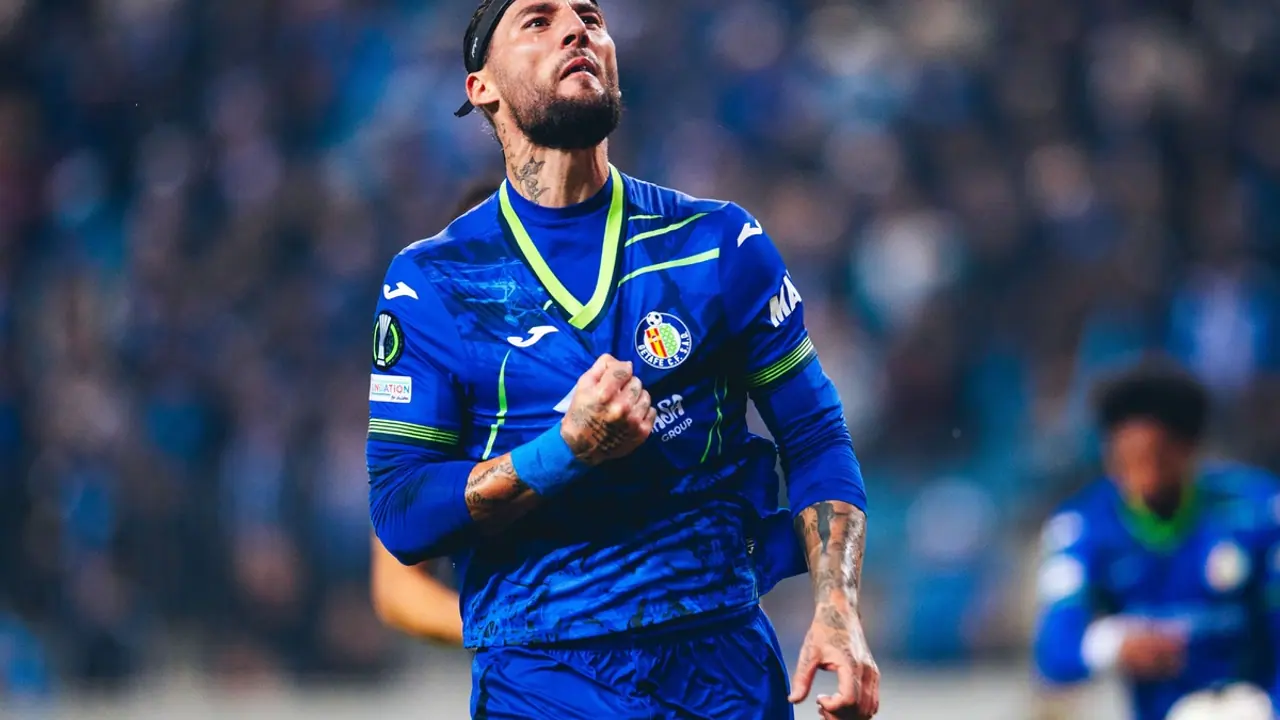Getafe na partida da Conference League contra o Universitatea Craiova.