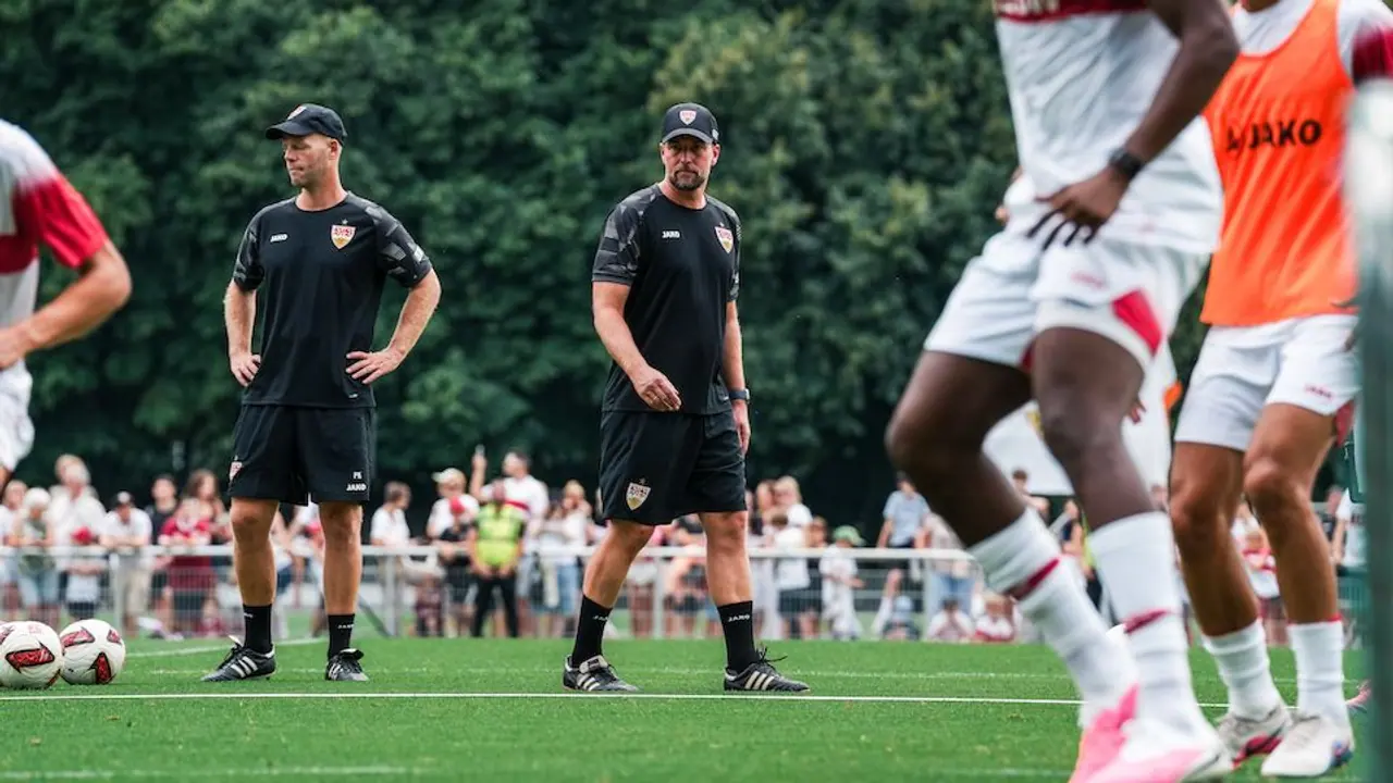 Jogadores do Stuttgart em treino do clube.